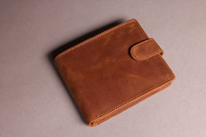 Woodbridge Men's Bifold Cognac Brown Leather Wallet With High Capacity Storage