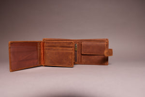 Woodbridge Men's Bifold Cognac Brown Leather Wallet With High Capacity Storage