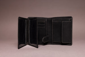 Woodbridge Men's Trifold Black Leather Wallet With Coin Pocket