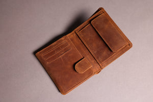 Woodbridge Men's Trifold Cognac Brown Leather Wallet With Coin Pocket