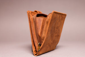 Woodbridge Men's Bifold Cognac Brown Leather Wallet With Outside Big Coin Pocket