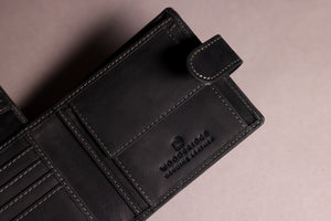 Woodbridge Men's Bifold Black Leather Wallet With Coin Pocket