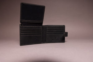 Woodbridge Men's Bifold Black Leather Wallet With Multiple Card Slots