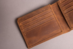 Woodbridge Men's Bifold Cognac Brown Leather Wallet With Multiple Card Slots