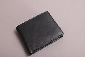 Biggs & Bane Men's Bifold Black & Navy Leather Wallet With Large Zip Coin Pocket