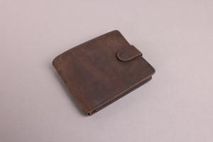 Woodbridge Men's Bifold Rustic Brown Leather Wallet