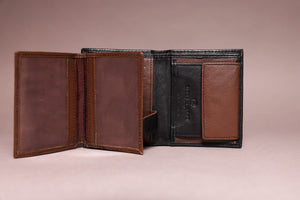 Biggs & Bane Men's Trifold Black & Dark Brown Leather Wallet