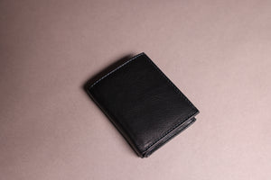 Biggs & Bane Men's Trifold Black & Navy Leather Wallet