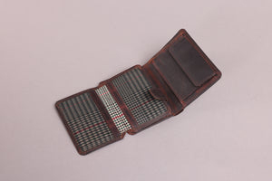 Woodbridge Men's Trifold Brown Oily Leather Wallet