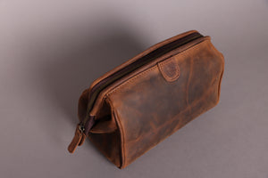 Woodbridge Brown Leather Wash Bag