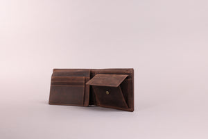 Redbrick Men's Bifold Flower Embossed Brown Hunter Leather Wallet With Coin Pocket