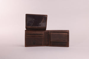 Redbrick Men's Bifold Flower Embossed Brown Hunter Leather Wallet With Coin Pocket