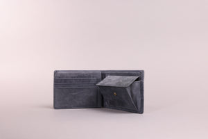 Redbrick Men's Bifold Flower Embossed Navy Hunter Leather Wallet With Coin Pocket