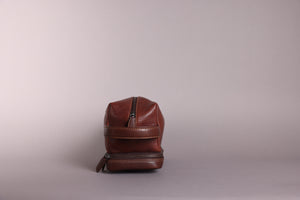 Woodbridge Tan Leather Wash Bag