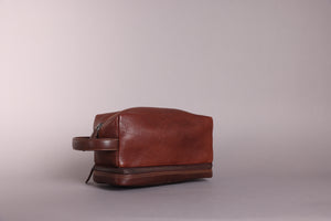 Woodbridge Tan Leather Wash Bag