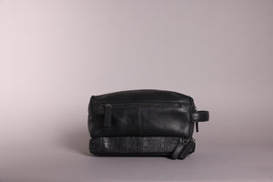 Woodbridge Black Leather Wash Bag