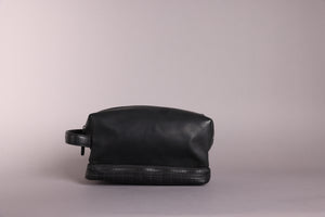 Woodbridge Black Leather Wash Bag